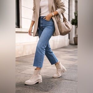 Vince Kady Suede Ankle Boots Sz 9.5 Cobblestone Side Zip Low Heel Designer New